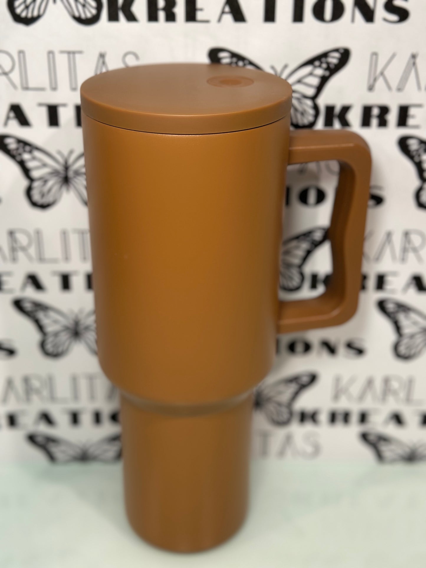 40 Oz Insulated Tumbler